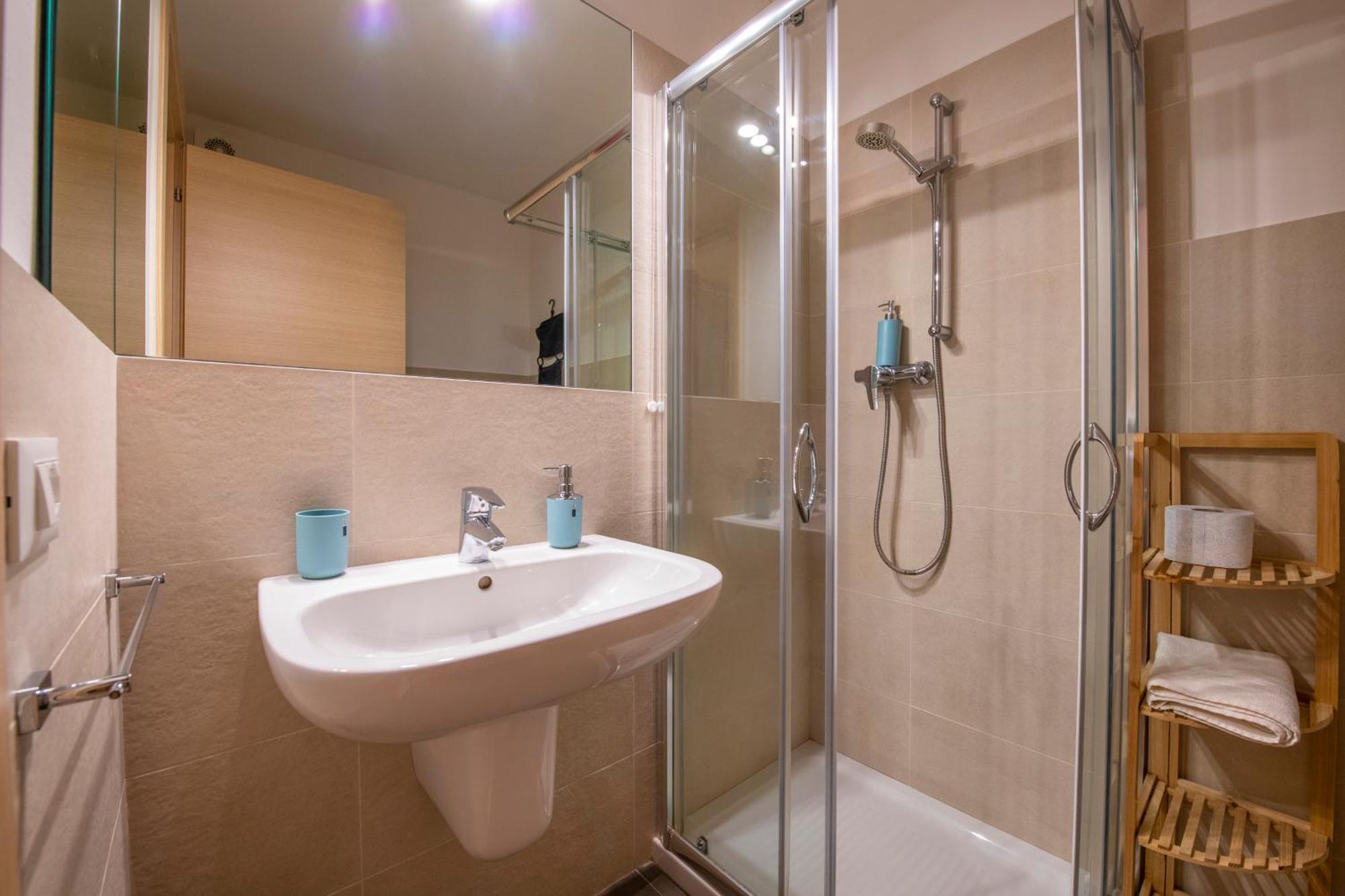 Borgo Trento Home, Vicinissimo Ospedale Borgo Trento E Centro Storico Верона Екстериор снимка